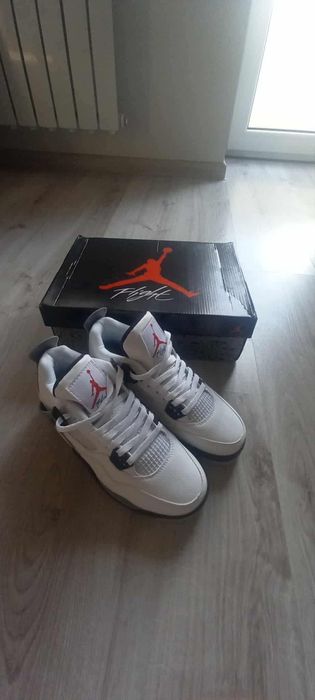 Air jorda 4 retro