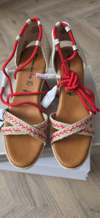 Niwe sandaly na koturnie Tamaris wkładka memory r 42