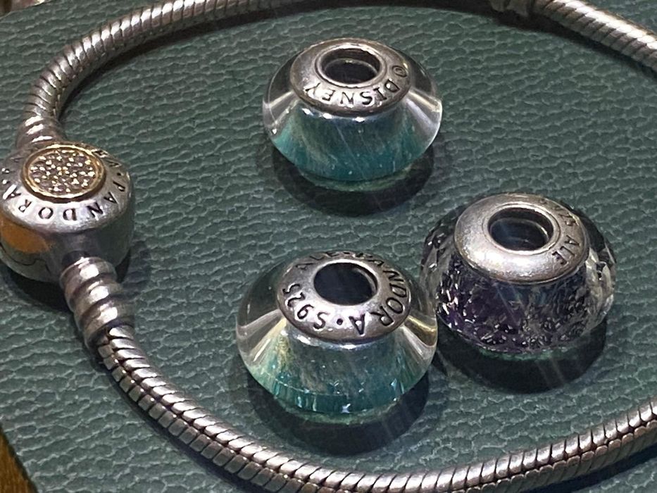 Pandora + 11 chramsów