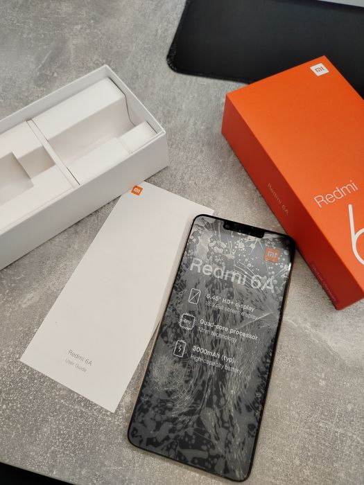 Redmi 6A (на запчастини або ремонт)