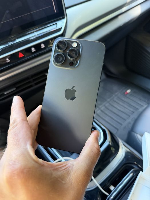 Iphone 15 pro max 256 ideal