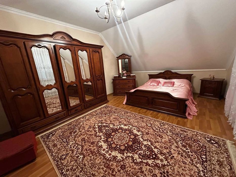 Продається будинок в с. Угля