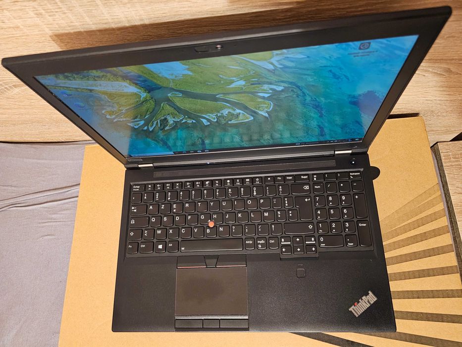 Lenovo P52 i7-8850H 32GB 15 cali 512SSD NVIDIA Quadro P2000