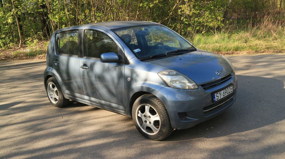 DAIHATSU SIRION 1,3 -Elektryczne Szyby-Elektryczne Lusterka-Alufelgi-Komputer-DRUGIE KOŁA