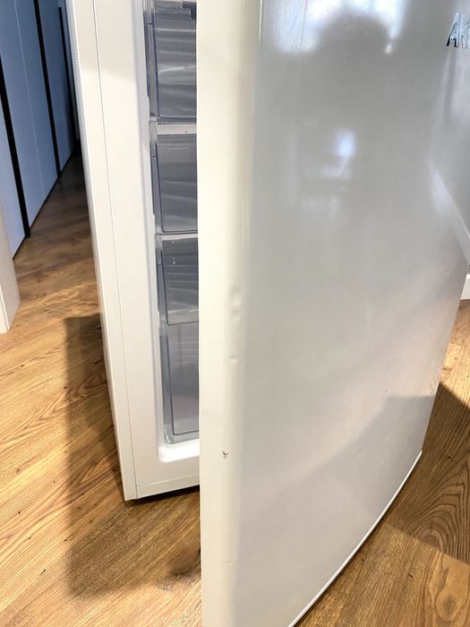 Морозильна камера AKV FVM 805