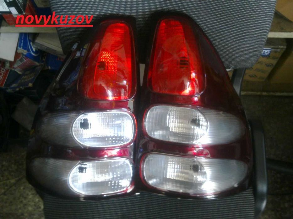 Крило крыло переднє  Toyota Land Cruiser Prado 120  Ленд Крузер Прадо