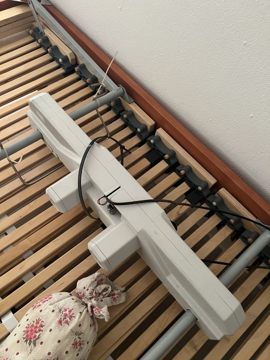 Cama de solteiro articulada elétrica com colchão