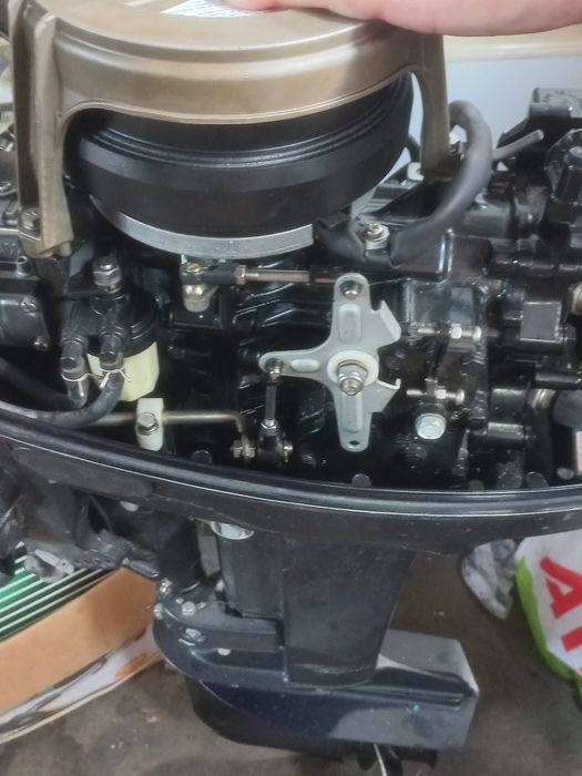 Продам лодку. Пвх 330килевую мотор тохатсу 15