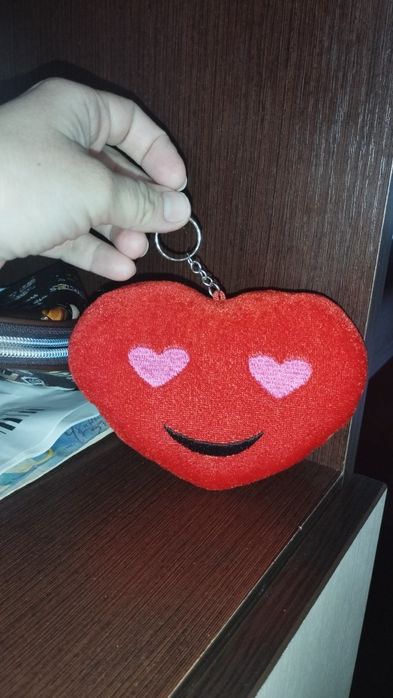 Брелок серце косметика скакалка