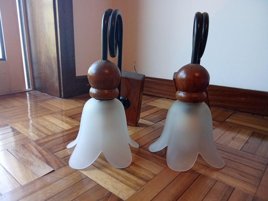 Vendo par de candeeiros de parede