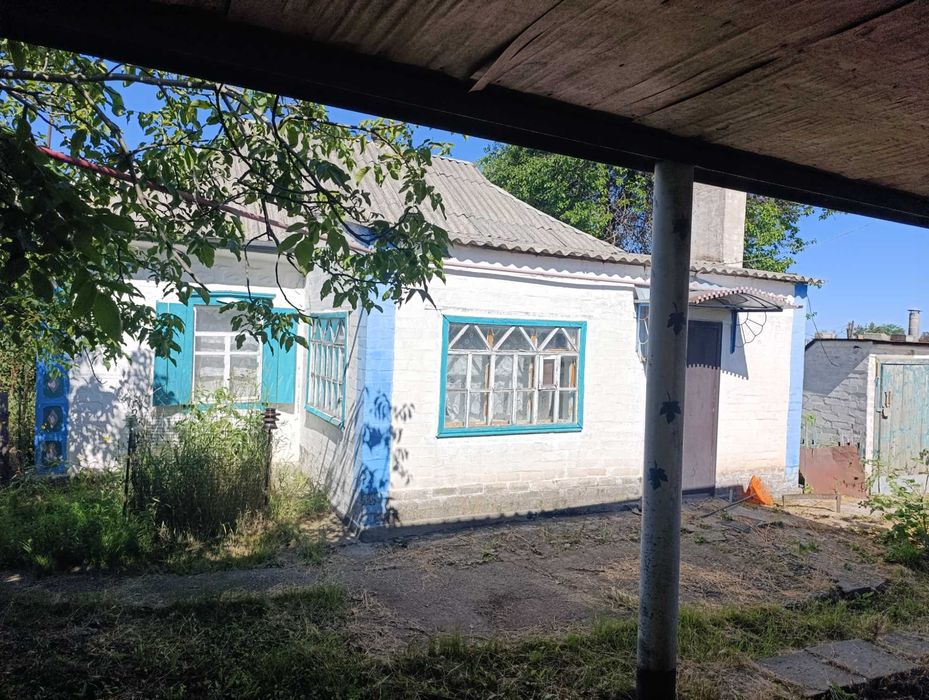 Продам будинок в смт Царичанка