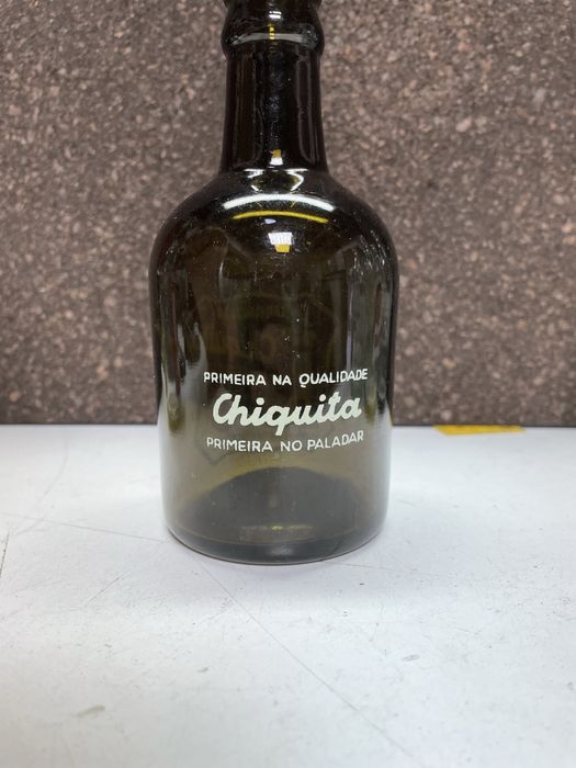 Garrafa antiga chiquita