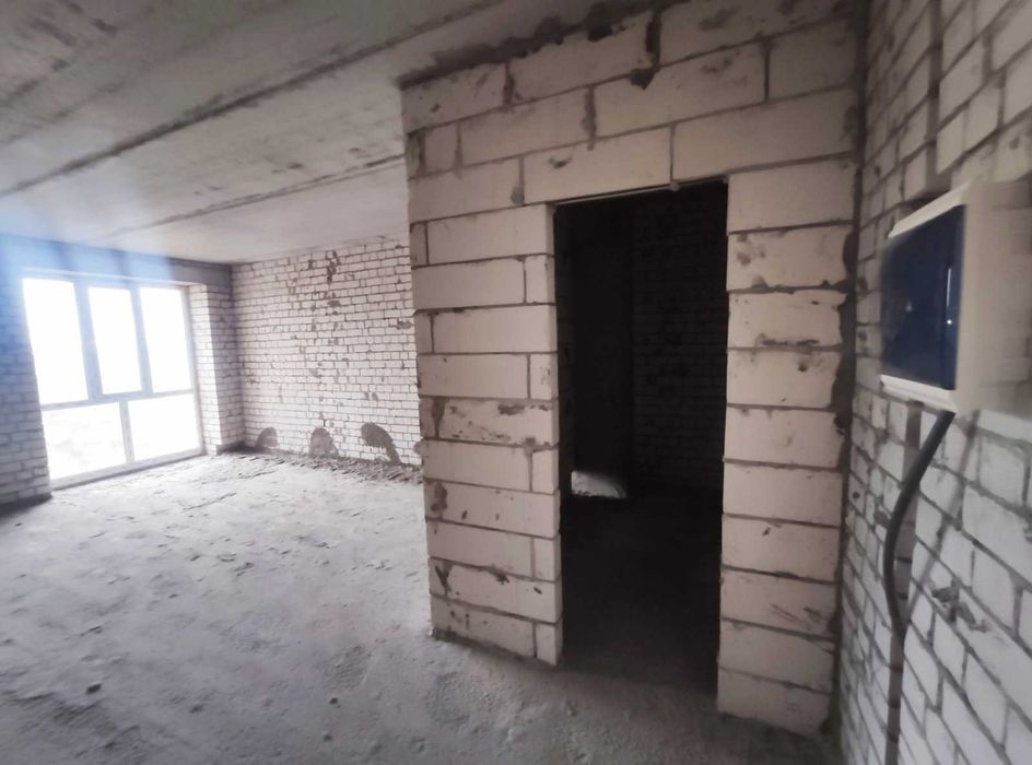 Продажа 1ком. Без ремонта. Ж/к Чайка ул.Лобановского д.30