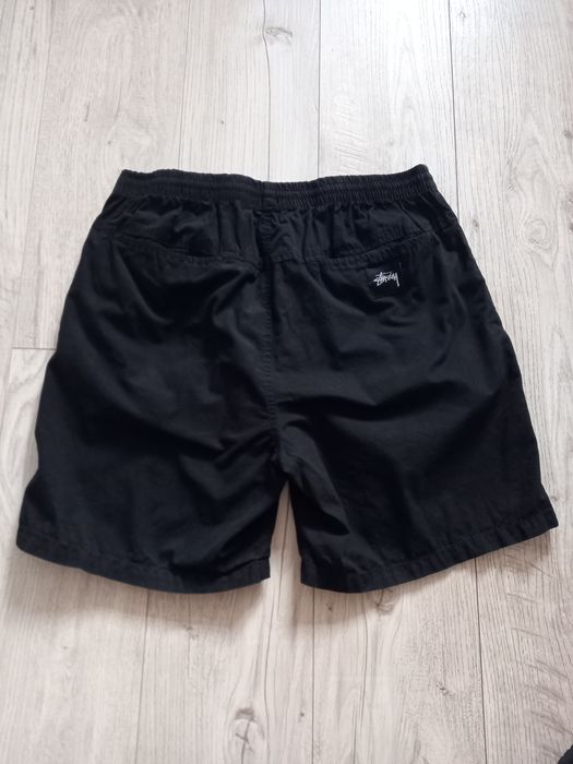 Продам шорты Stussy