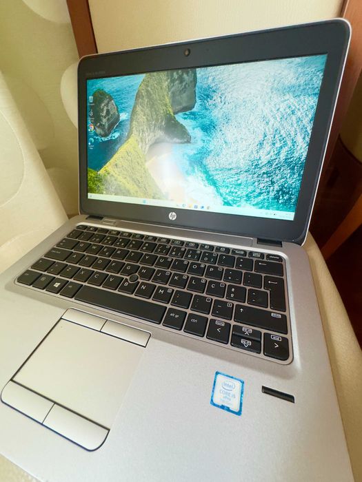 HP EliteBook 820 G4 Ultrabook 13" Full HD / i5-7300 / 16 GB RAM / M.2 SSD 256 GB64752391490177124