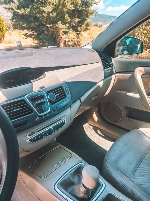 Renault Laguna III 2.0 dCi 150cv — 2008