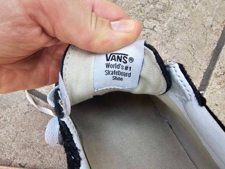 Buty męskie Vans 42(27cm) czarne zamszowe