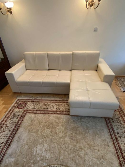 Kanapą narożna skórzanąskórzaną