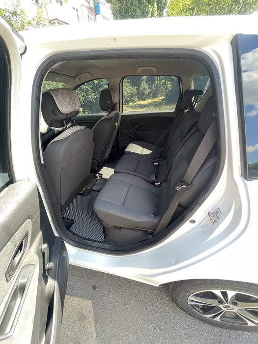 ТЕРМІНОВО Renault megane scenik рено меган сценік