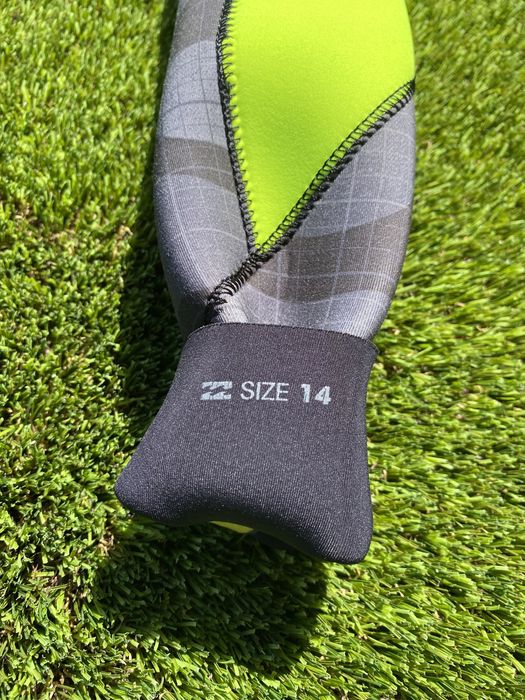 Fato de surf Billabong Foil / Junior / size 14 / 4:3mm