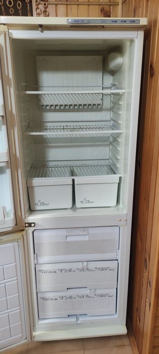 Продам холодильник