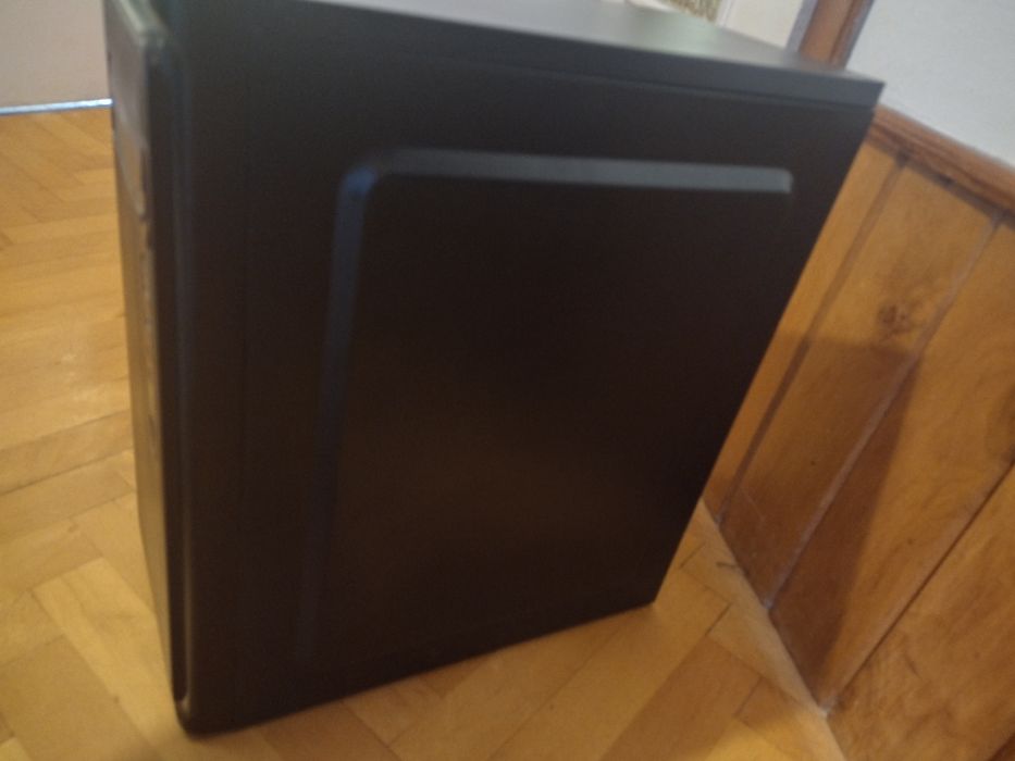 Komputer stacjonarny – Windows 10 Home | SSD | 8 GB RAM