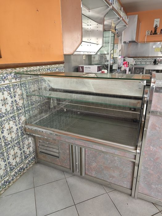 Balcões Refrigerados para Café – Oportunidade