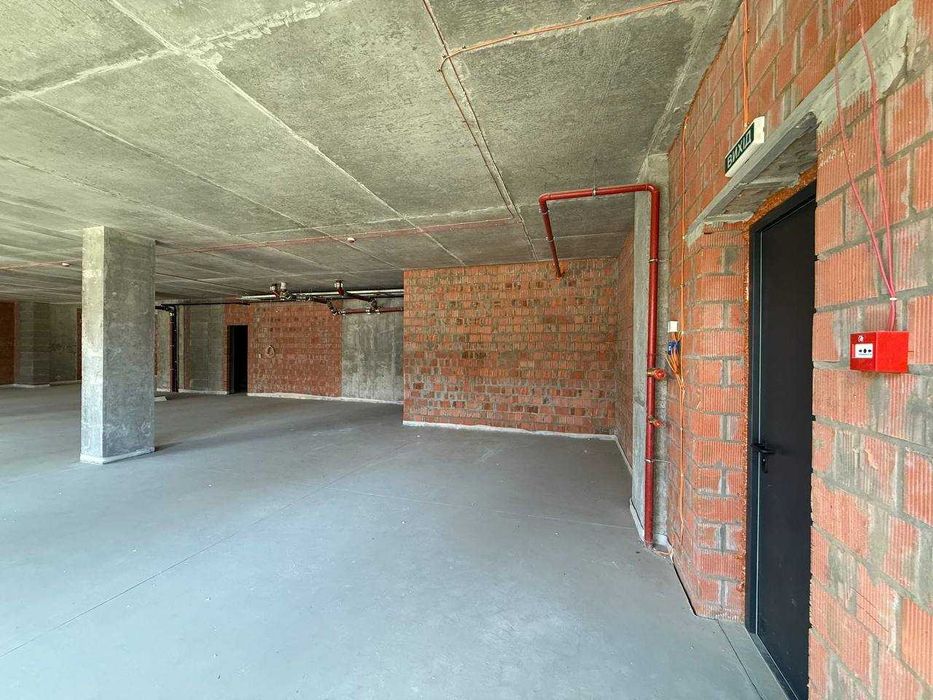 Продам офісне приміщення в ЖК "Geneve" 240 м2