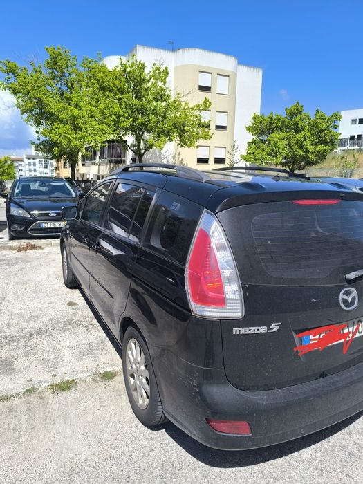 Mazda 5,  monovolume, 7 lugares, diesel.