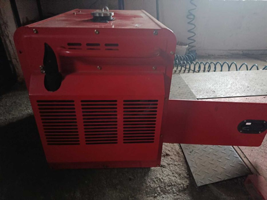 Генератор дизельний