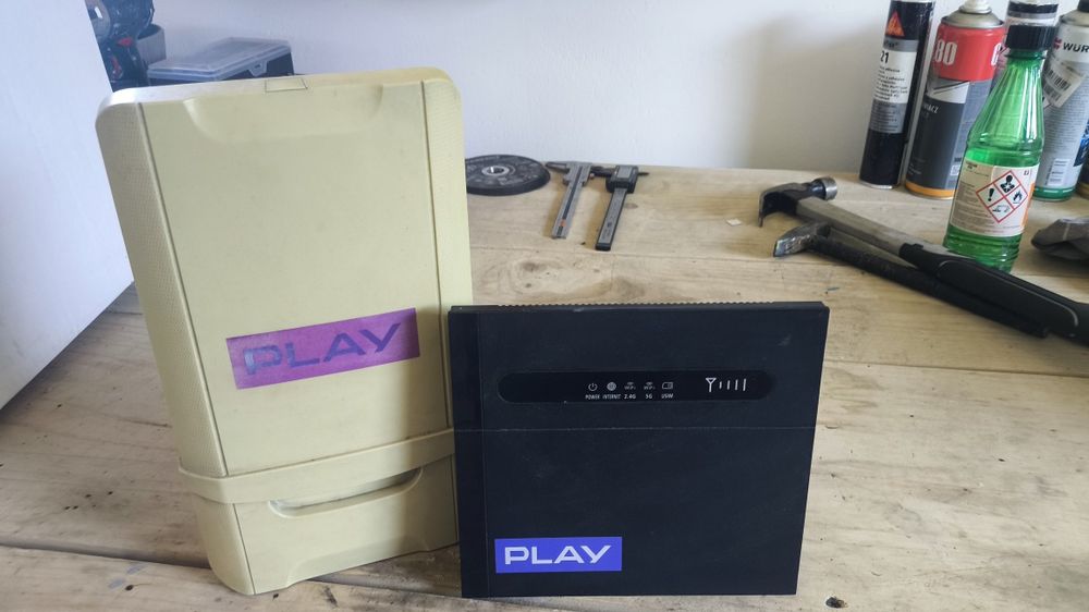 ROUTER z Anteną zewnętrzną
