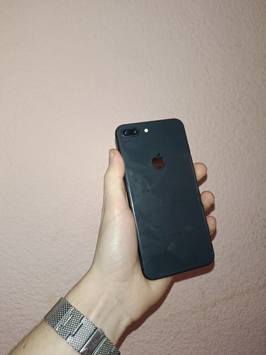 iPhone 8 plus 64gb neverlook