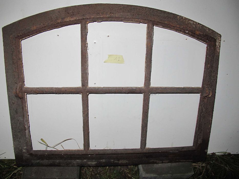 Stare okna żeliwne