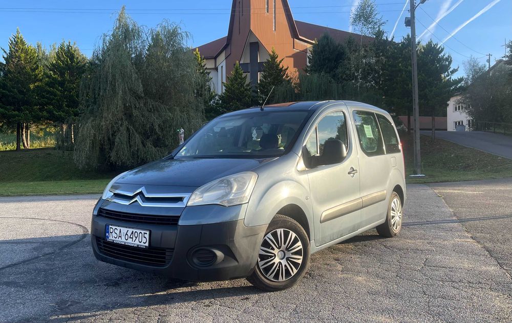Citroen Berlingo // 1.6 HDi 90KM // 5 os. // Po serwisie // Zadbany