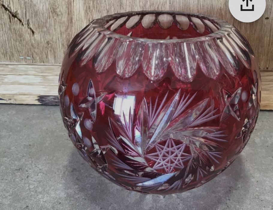 Вінтажна ваза з журавлиного кришталю. Богемський кришталь.