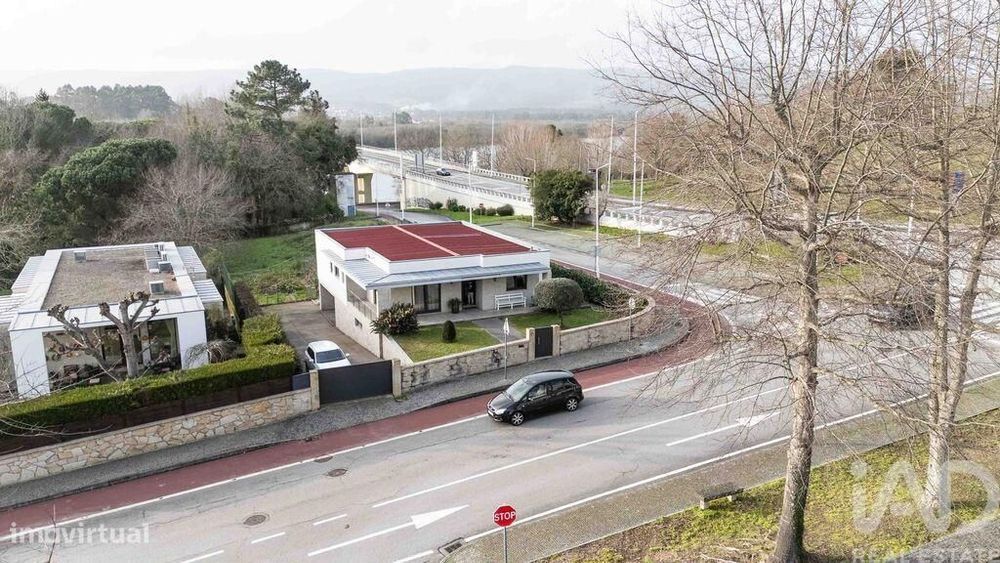 Casa / Villa T3 em Vila Nova de Cerveira e Lovelhe de 178 m2