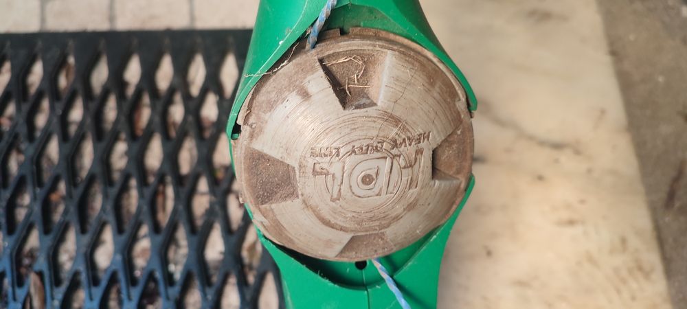 Aparador de ervas elétrico