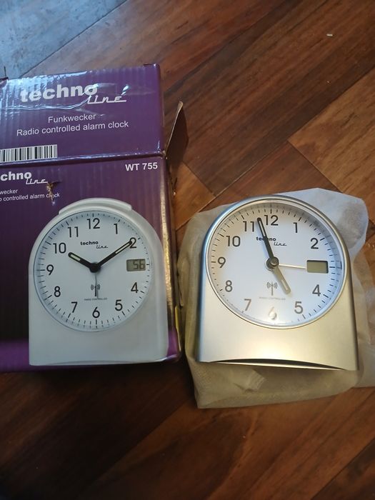 Budzik wt 755 sterowany radiowo