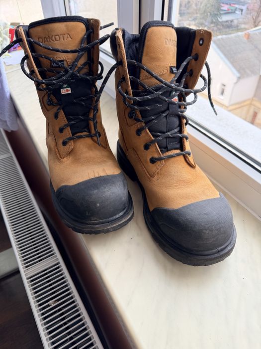 Робоче взуття Dakota Dewalt розмір 44,5.