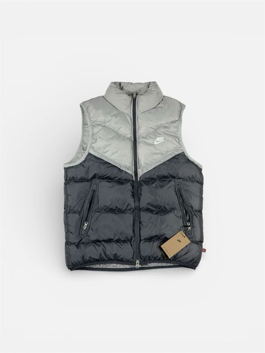 Жилетка безрукавка Nike Storm-fit