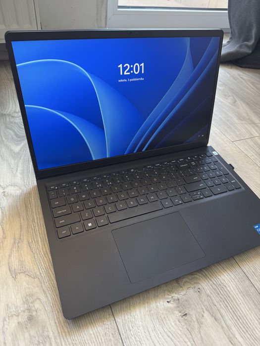 Dell 3530 16 Gb RAM 512 SSD I5