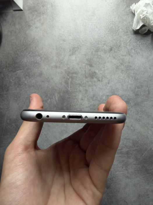Iphone 6s з рідним акб не кручений