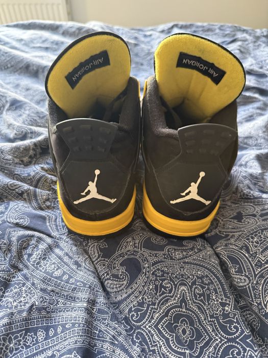Jordan 4 yellow thunder