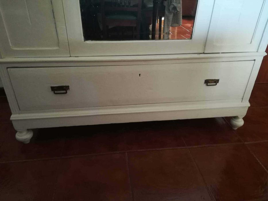 Moveis antigos e em óptimo estado