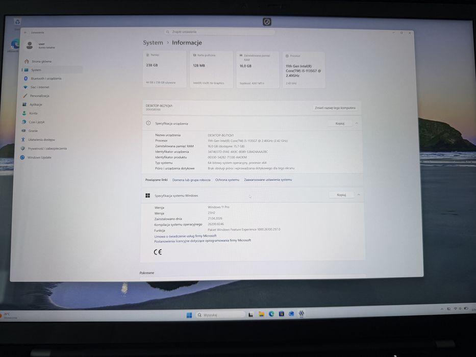 Thinkpad x1 carbon gen 9. I5. 4k ips. 16gb ram. 256ssd