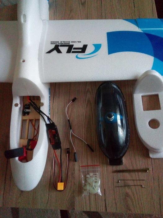 Samolot RC Szybowiec Sky Surfer X8 150cm 4K PNP