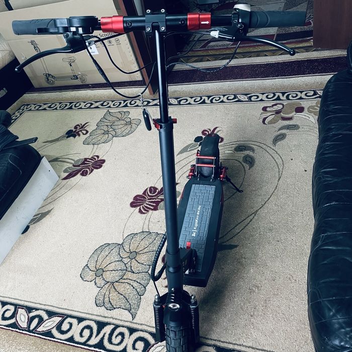 Продаю самокат куго