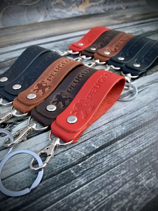 Брелок Peugeot,Renault, Пежо, Рено з натуральної шкіри.Брелок зі шкіри