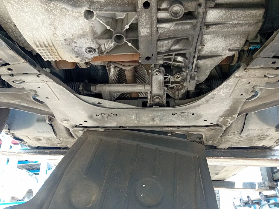 Charriot frente RENAULT Clio III (BR0/1, CR0/1)