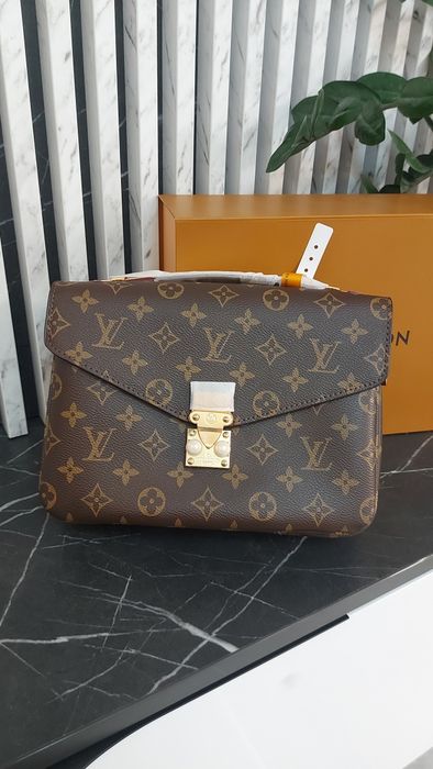 Сумка Louis Vuitton Pochette Metis